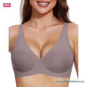 Seamless Plunge Bralette No Underwire 55% Nylon 45% Spandex